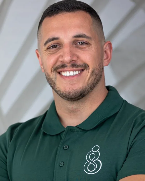 Nemanja Vitković — osnivač, Majstor za Leđa